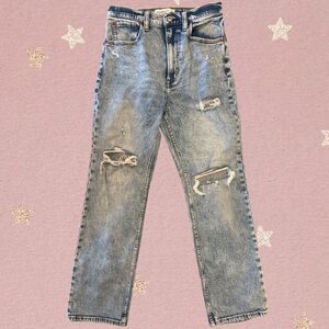 Abercrombie & Fitch Women's Ankle Straight Ultra High Rise Acid Wash Jeans 2